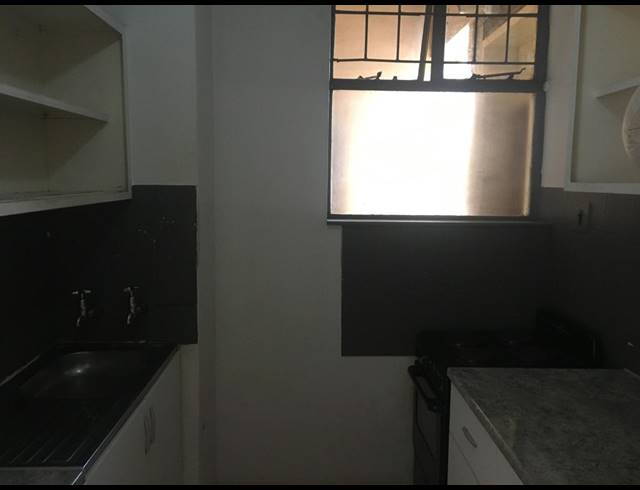2 BEDROOM FLAT FOR SALE IN MUCKLENEUK